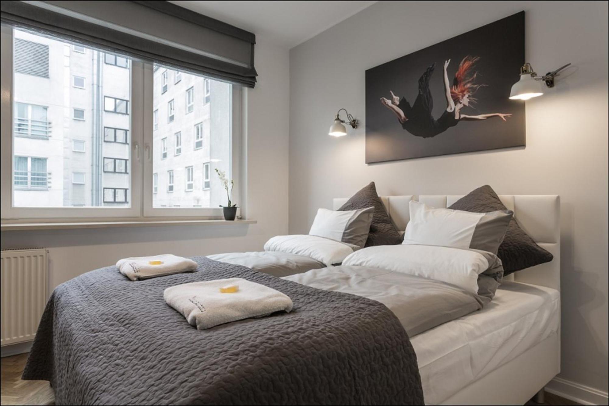 P&O City Center Apartments Varsavia Esterno foto